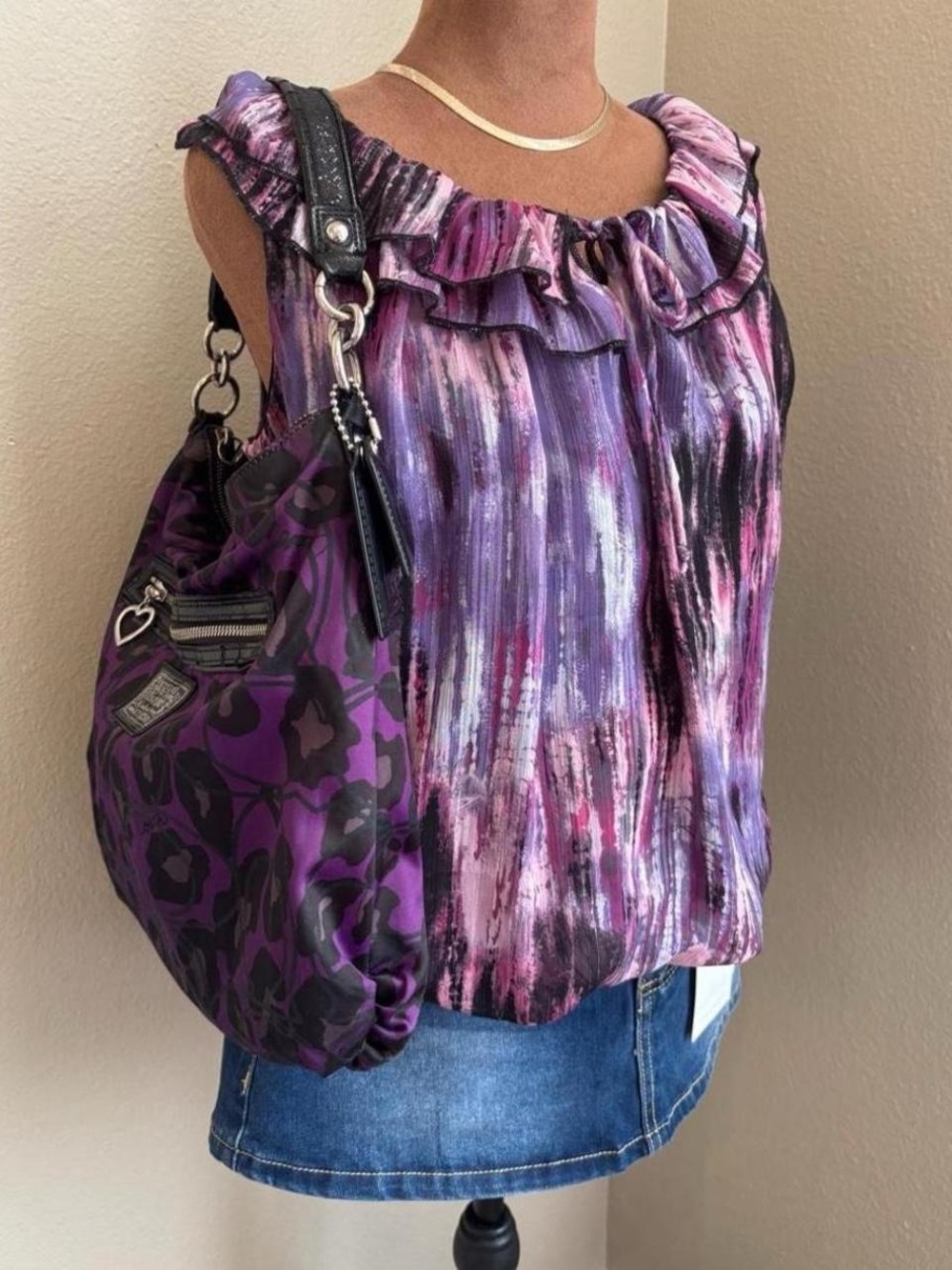 Y2K Whimsigoth/Fairycore purple and pink abstract blouse. Size M